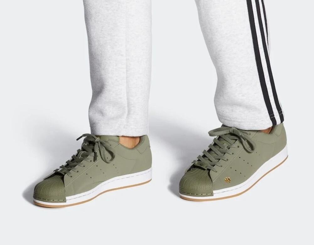 adidas Superstar Pure Legacy Green Gold Metallic Sneakers Size 7